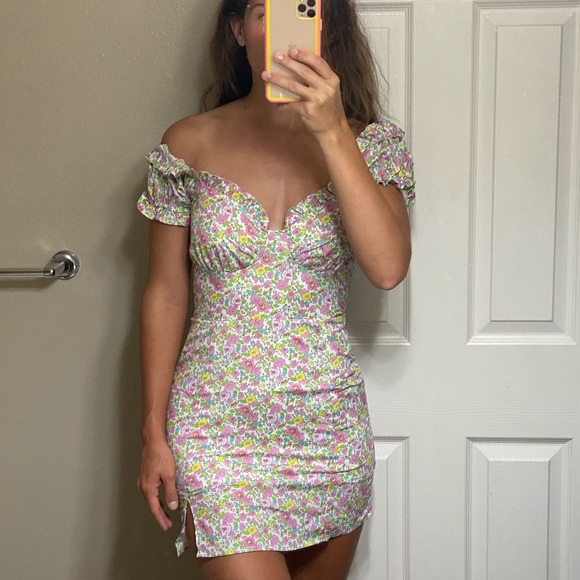 Similar With Jean Bella Dress - Picture 2 of 4